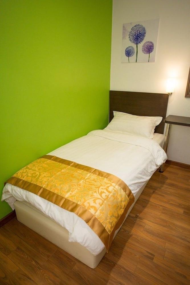 Hotel Zamburger Nur Ramadhan - Previously G Home Hotel Kota Bharu Exteriér fotografie