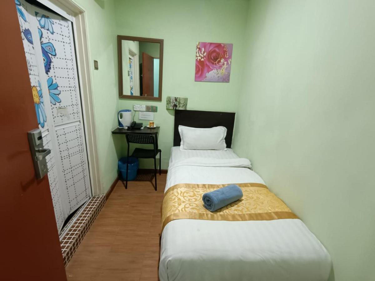 Hotel Zamburger Nur Ramadhan - Previously G Home Hotel Kota Bharu Exteriér fotografie